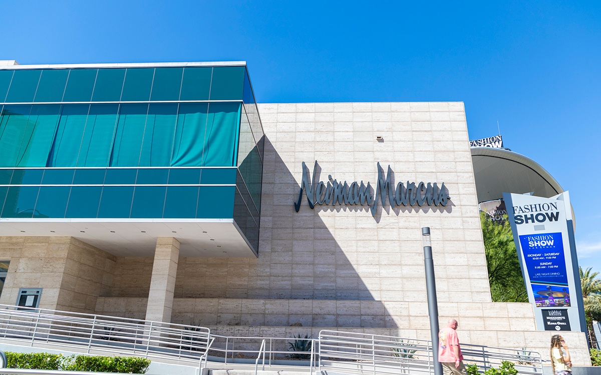 Neiman Marcus becomes 2nd major retailer to seek Chapter 11